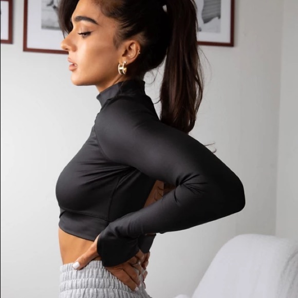 Puma Open Back Top - Picture 4 of 10